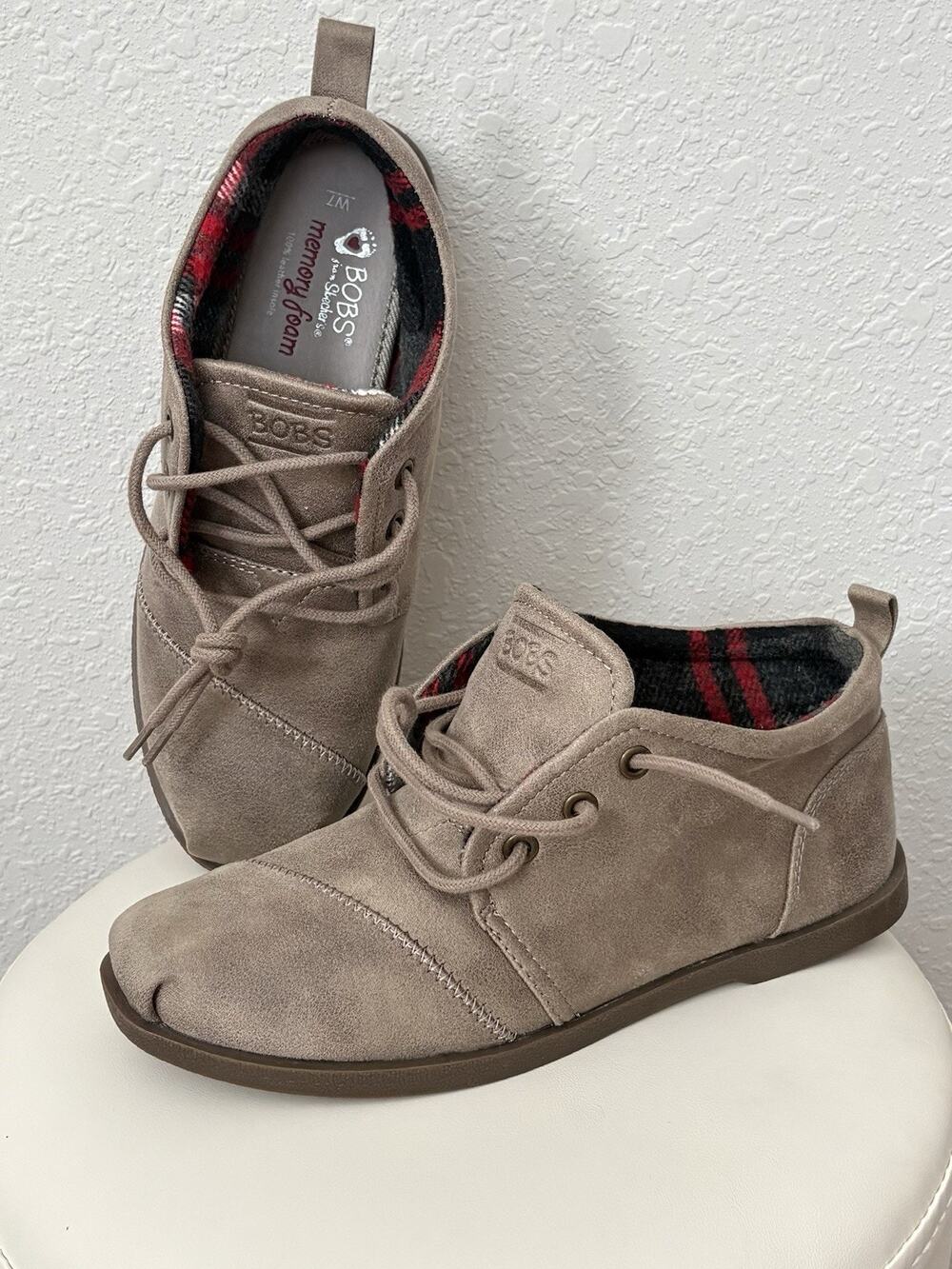 Bobs by Skechers Women’s Chill Luxe Comfort Ankle Booties Shoes Taupe Size US 7